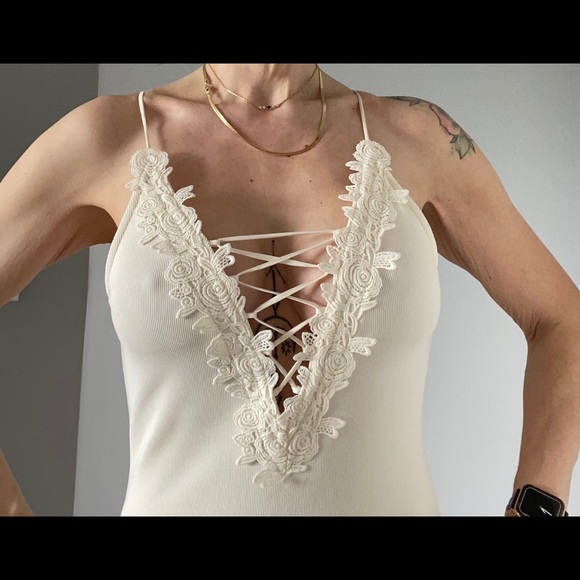 Express | white bodysuit | lace up front | floral appliqué - Picture 3 of 8